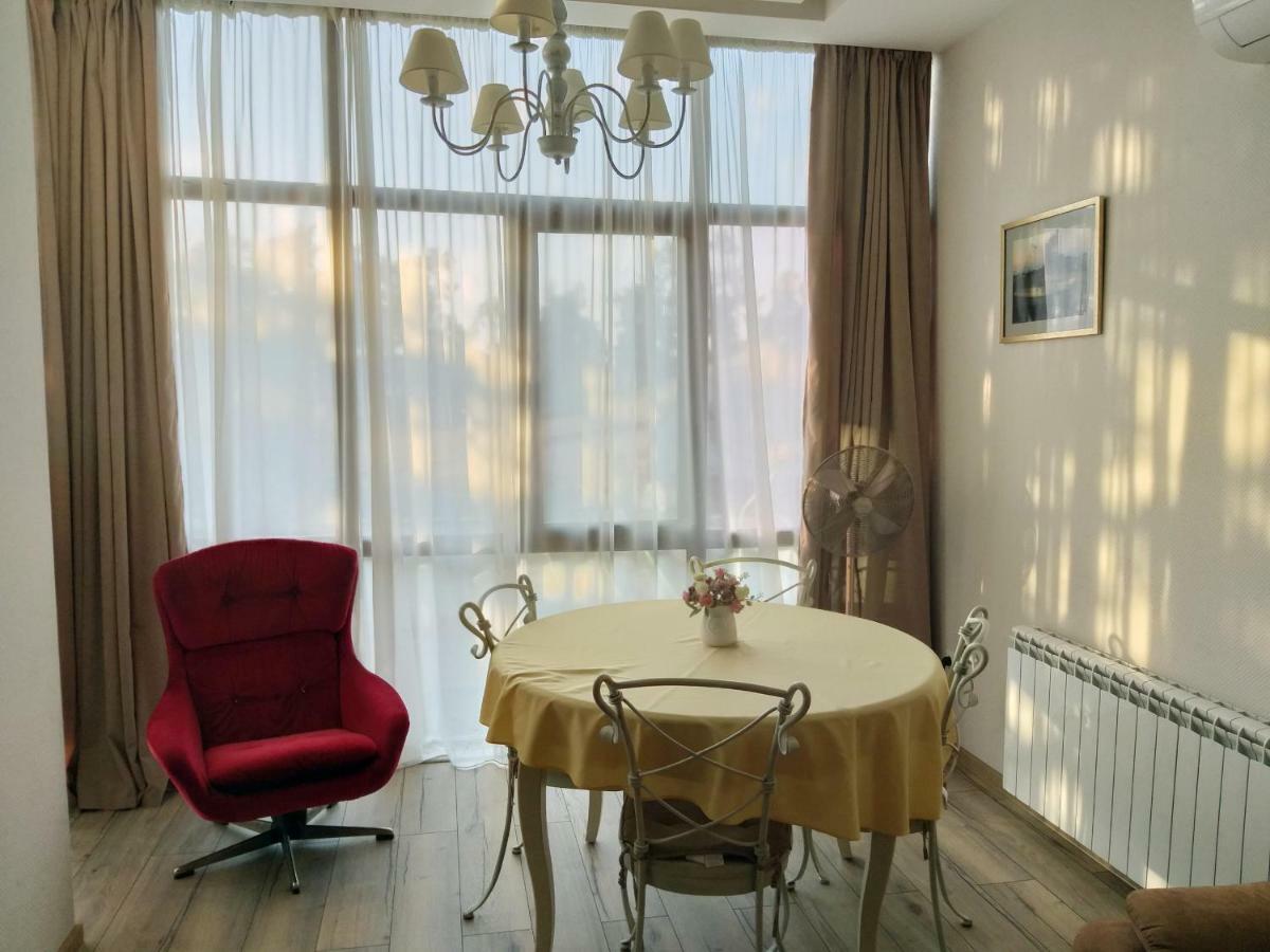 Boulevard Apartment Батумі Екстер'єр фото